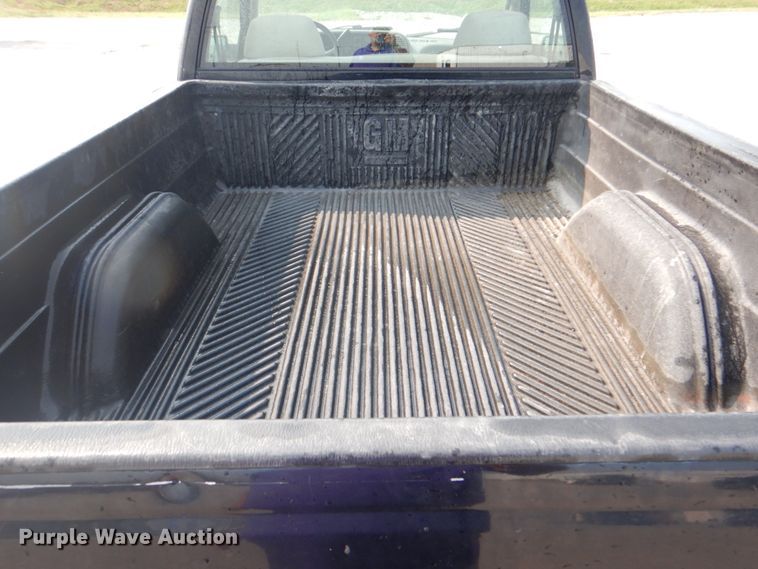 image for item DG1700 1996 Chevrolet 1500  pickup truck