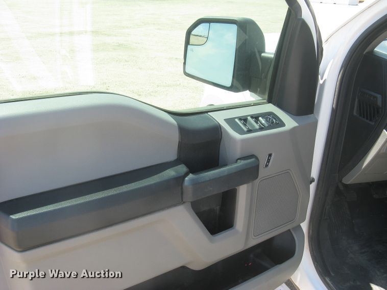 image for item DG5297 2016 Ford F150 XL  SuperCrew pickup truck