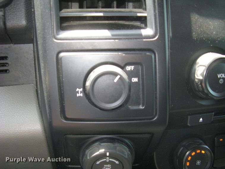 image for item DG5297 2016 Ford F150 XL  SuperCrew pickup truck