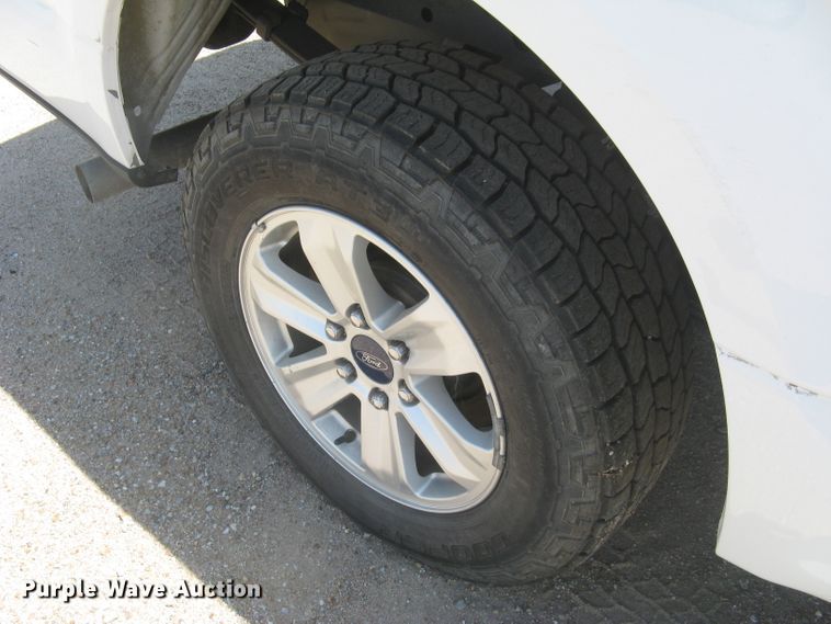 image for item DG5297 2016 Ford F150 XL  SuperCrew pickup truck