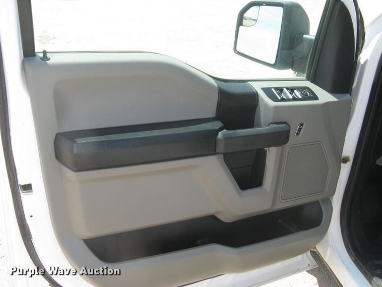 image for item DG5299 2018 Ford F150 XL  SuperCrew pickup truck