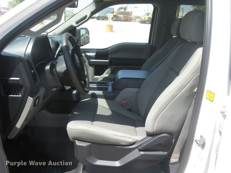 image for item DG5299 2018 Ford F150 XL  SuperCrew pickup truck