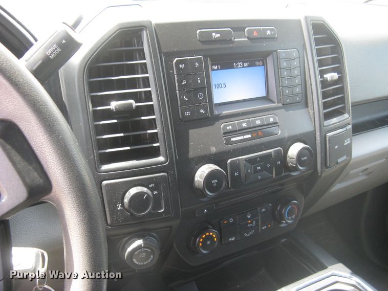 image for item DG5299 2018 Ford F150 XL  SuperCrew pickup truck