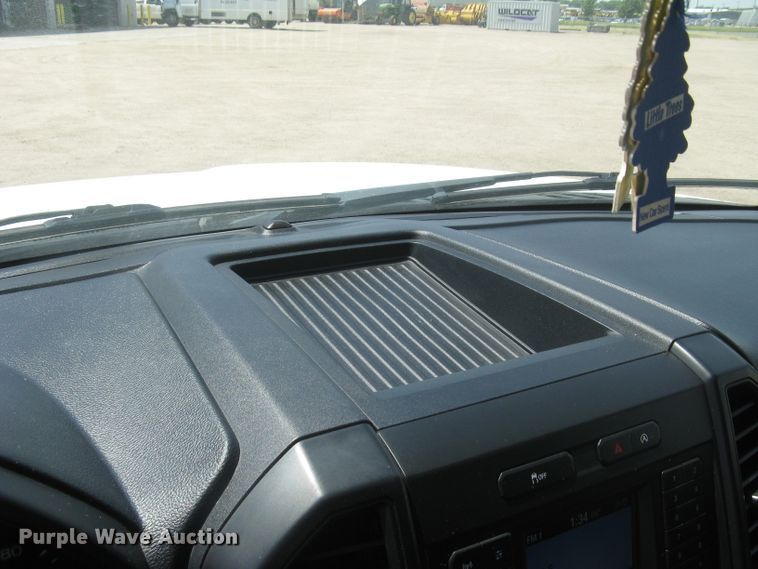 image for item DG5299 2018 Ford F150 XL  SuperCrew pickup truck