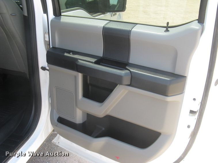 image for item DG5299 2018 Ford F150 XL  SuperCrew pickup truck