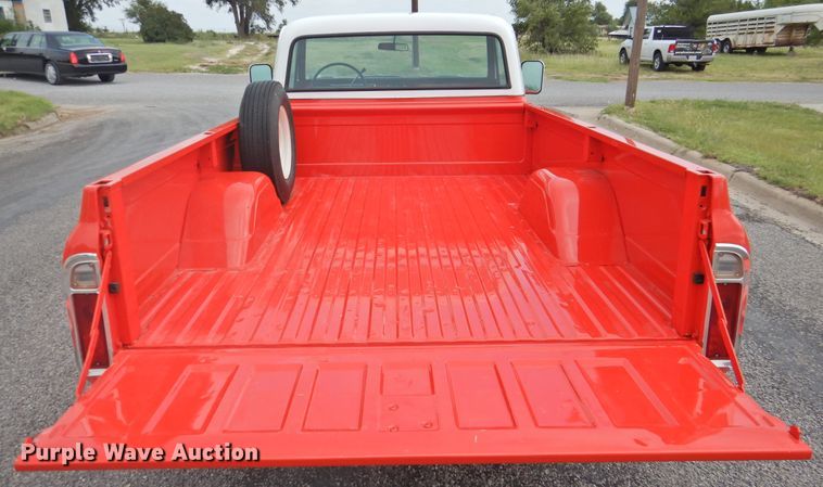 image for item DK2426 1971 Chevrolet C10  pickup truck
