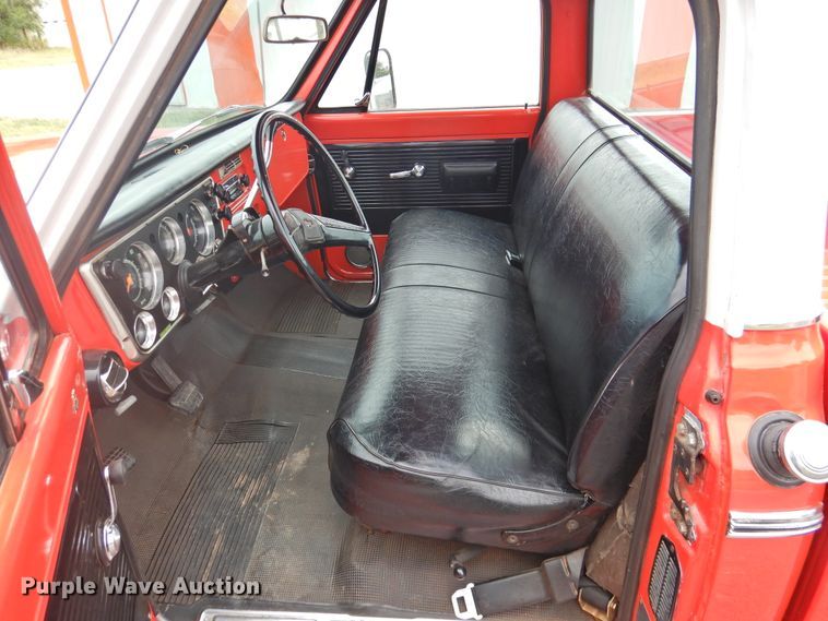 image for item DK2426 1971 Chevrolet C10  pickup truck