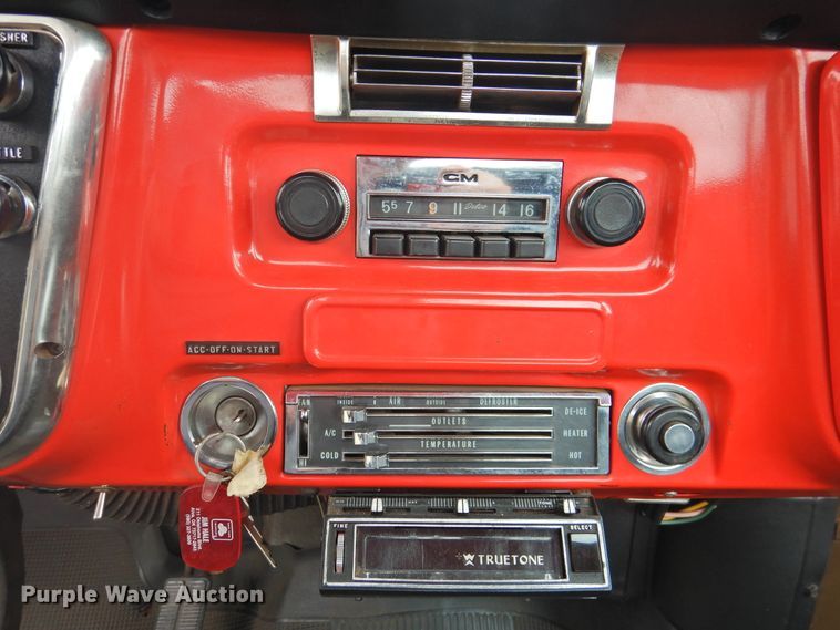 image for item DK2426 1971 Chevrolet C10  pickup truck