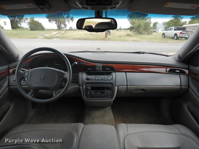 image for item DK2427 2000 Cadillac Krystal Koach  limousine