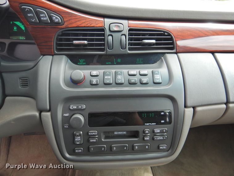 image for item DK2427 2000 Cadillac Krystal Koach  limousine