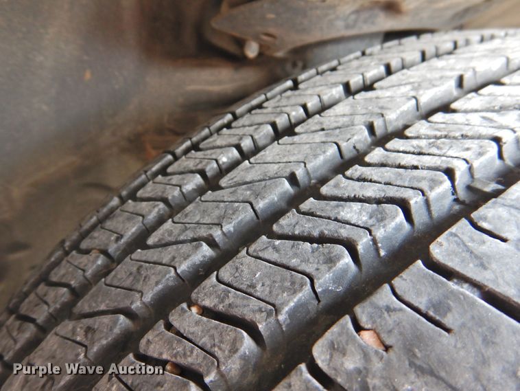 image for item DK2427 2000 Cadillac Krystal Koach  limousine