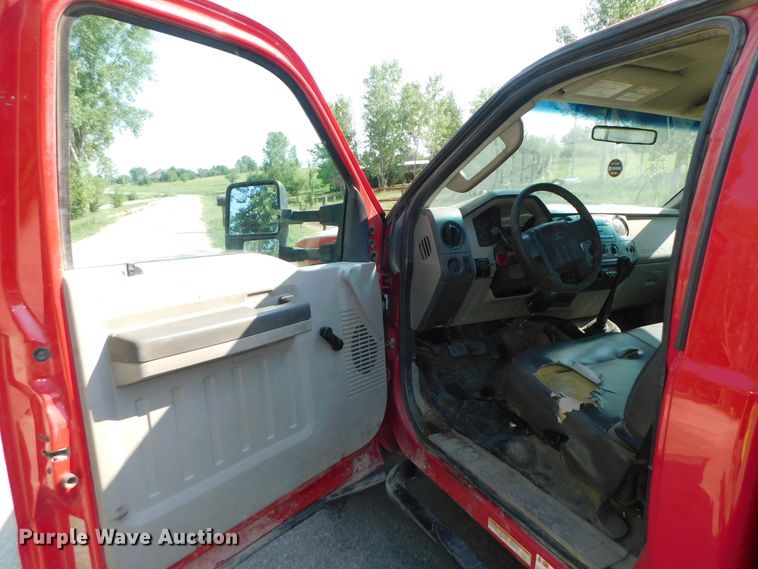 image for item DK8624 2009 Ford F550 Super Duty XL  flatbed truck