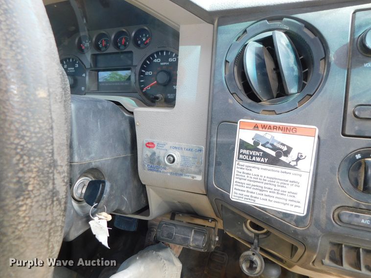 image for item DK8624 2009 Ford F550 Super Duty XL  flatbed truck