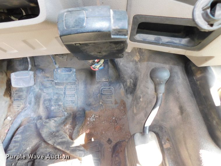 image for item DK8624 2009 Ford F550 Super Duty XL  flatbed truck