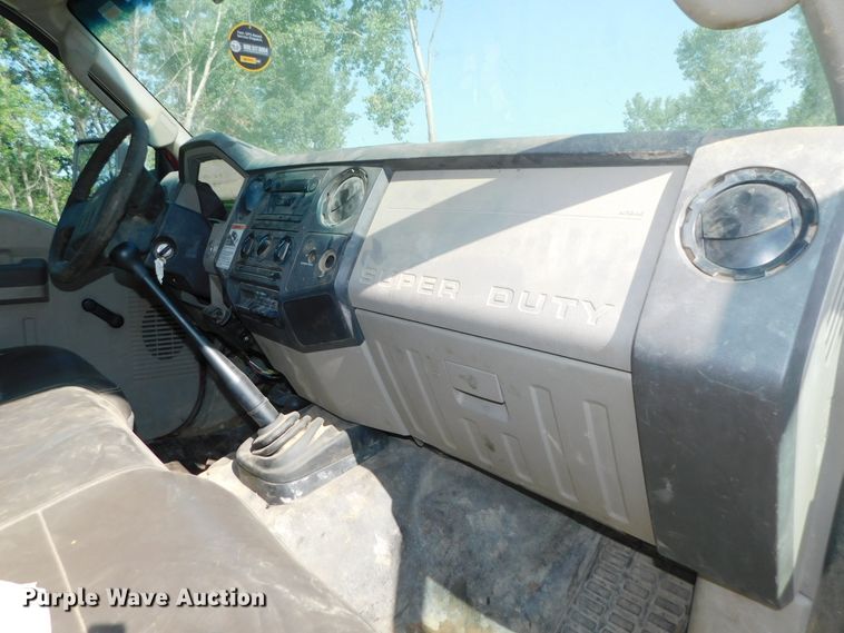 image for item DK8624 2009 Ford F550 Super Duty XL  flatbed truck