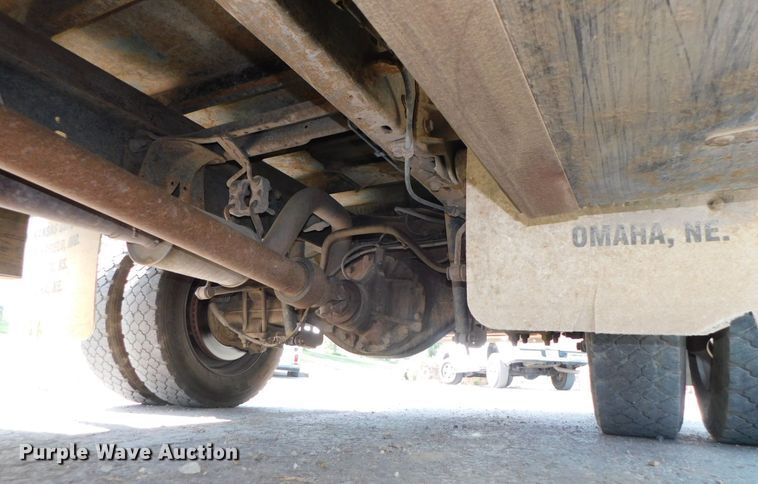 image for item DK8624 2009 Ford F550 Super Duty XL  flatbed truck