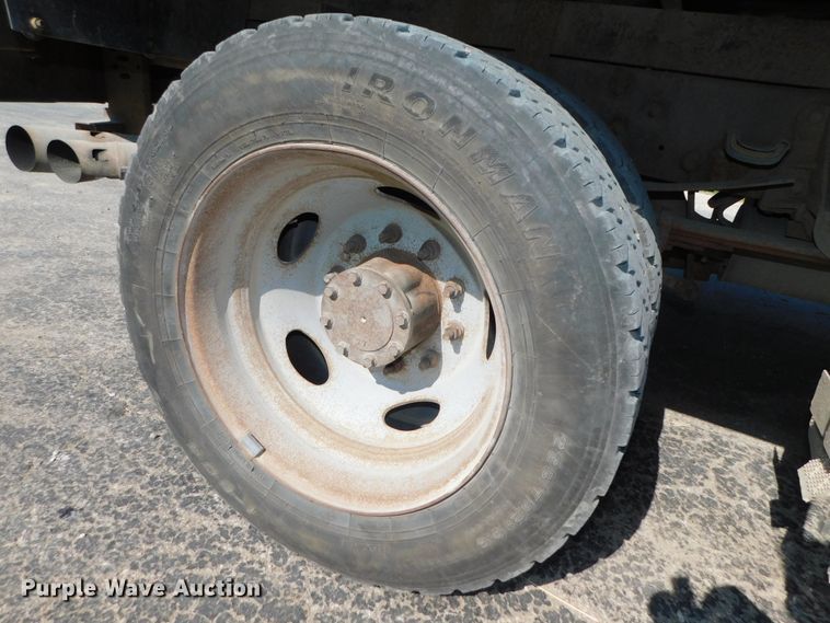 image for item DK8624 2009 Ford F550 Super Duty XL  flatbed truck