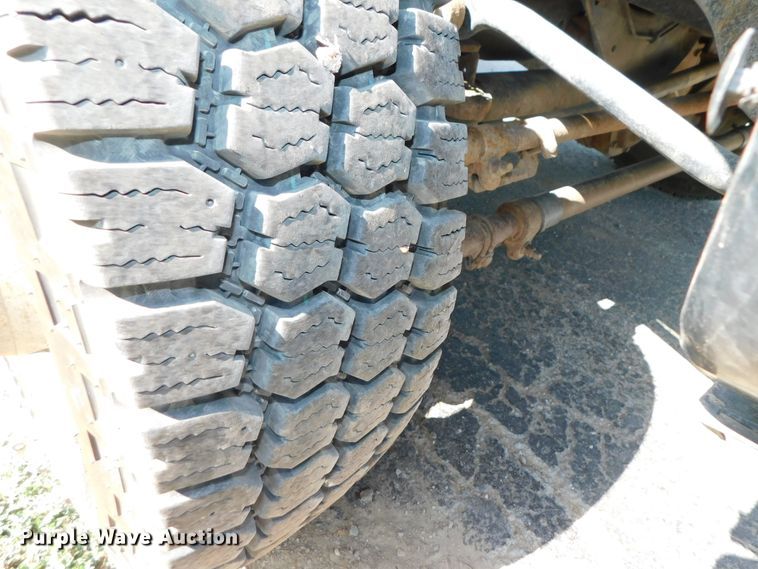 image for item DK8624 2009 Ford F550 Super Duty XL  flatbed truck