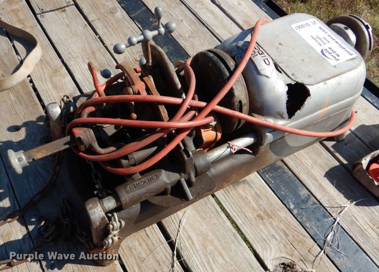 image for item DL0567 Ridgid 801  pipe threader and die