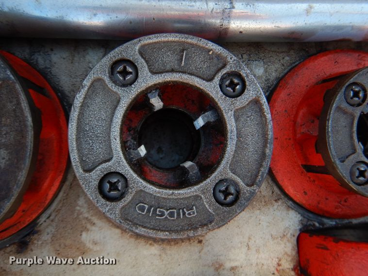 image for item DL0567 Ridgid 801  pipe threader and die