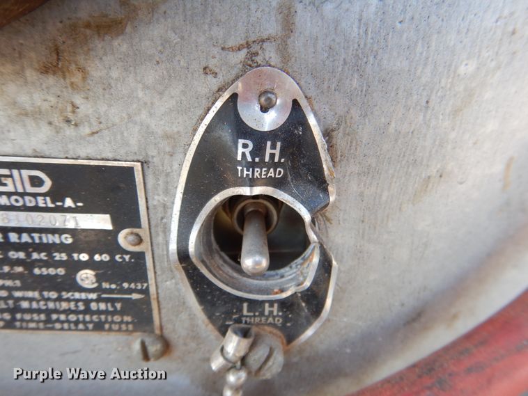 image for item DL0567 Ridgid 801  pipe threader and die