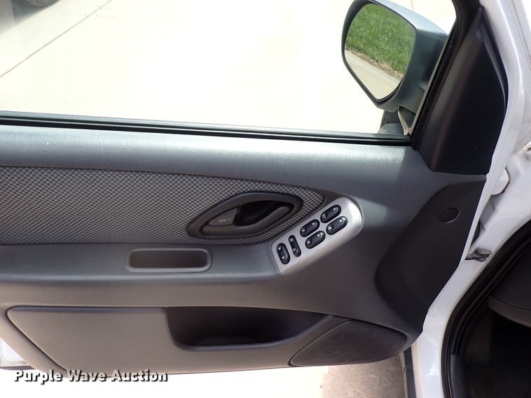 image for item DL7625 2006 Ford Escape  SUV