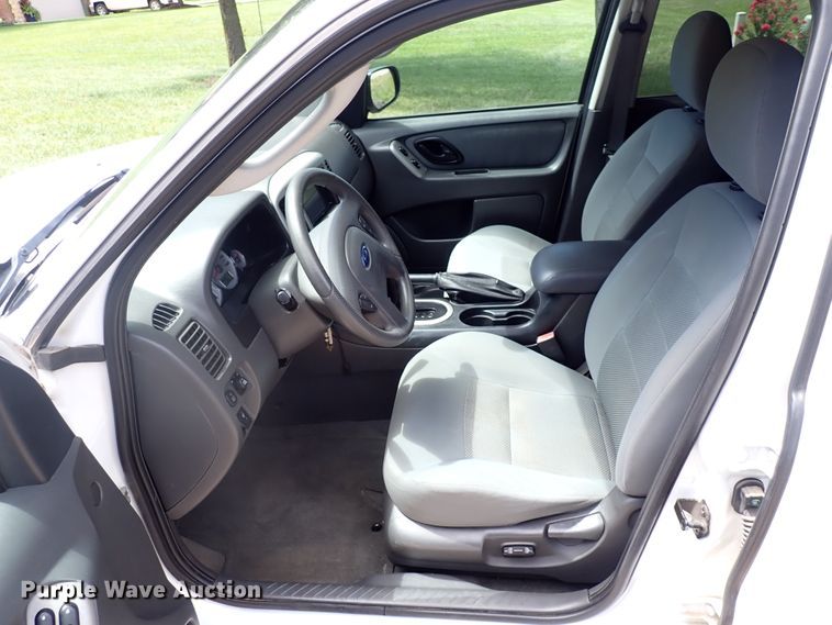 image for item DL7625 2006 Ford Escape  SUV