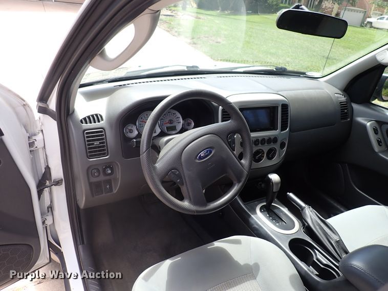image for item DL7625 2006 Ford Escape  SUV