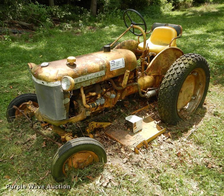 image for item DM0608 International Cub  tractor