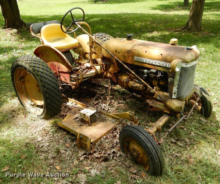 image for item DM0608 International Cub  tractor