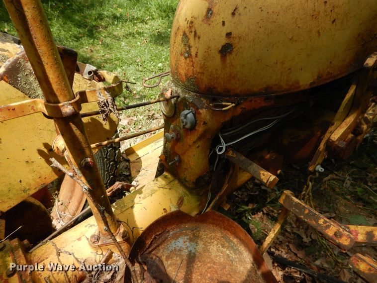 image for item DM0608 International Cub  tractor