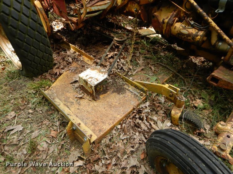 image for item DM0608 International Cub  tractor