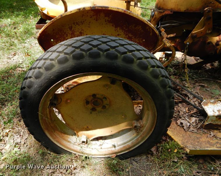 image for item DM0608 International Cub  tractor