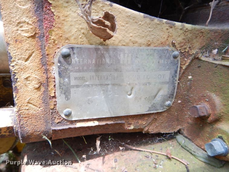 image for item DM0608 International Cub  tractor