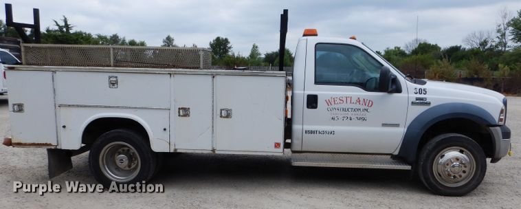 image for item DM0610 2007 Ford F450 Super Duty  utility / service truck