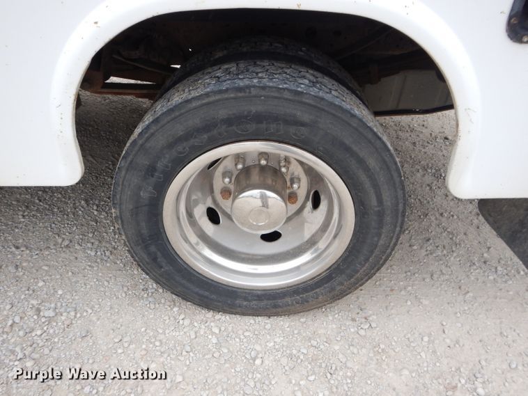 image for item DM0610 2007 Ford F450 Super Duty  utility / service truck