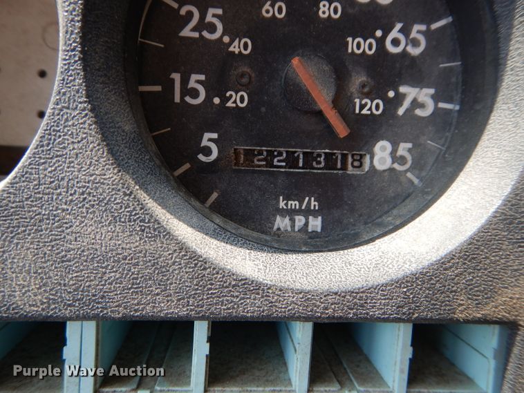 image for item DM0618 1997 Freightliner FL60  box truck