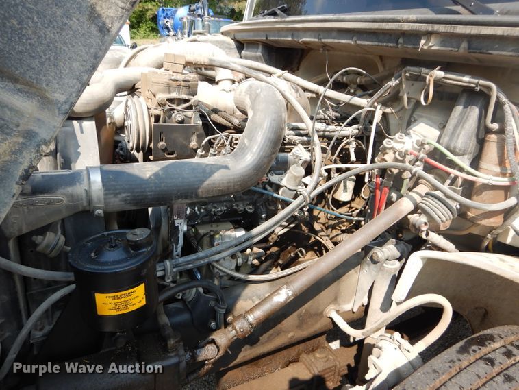 image for item DM0618 1997 Freightliner FL60  box truck