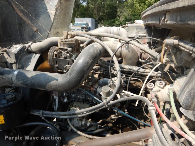 image for item DM0618 1997 Freightliner FL60  box truck