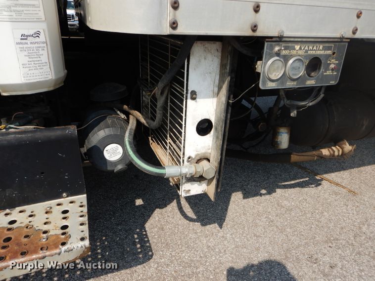 image for item DM0618 1997 Freightliner FL60  box truck