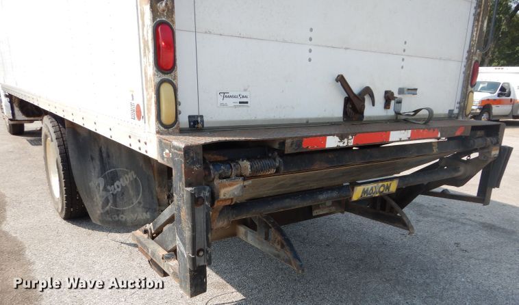 image for item DM0618 1997 Freightliner FL60  box truck