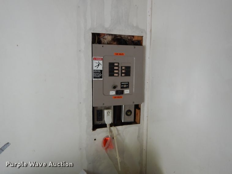 image for item DM0618 1997 Freightliner FL60  box truck