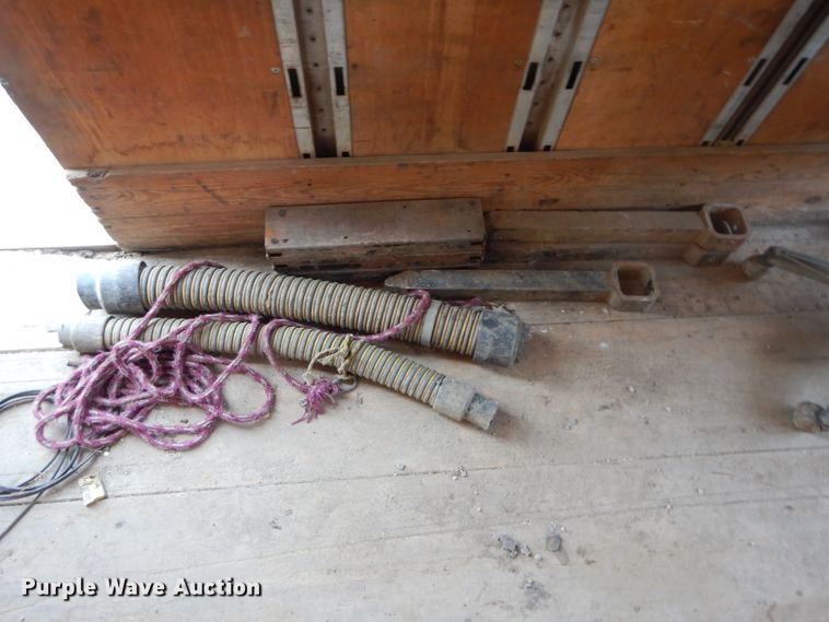 image for item DM0618 1997 Freightliner FL60  box truck