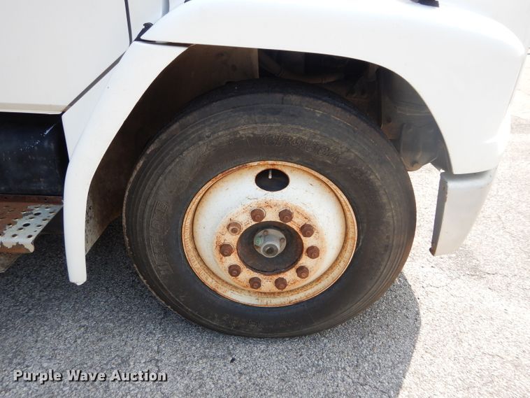 image for item DM0618 1997 Freightliner FL60  box truck