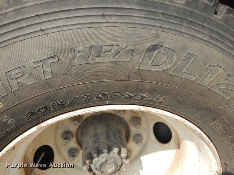 image for item DM0618 1997 Freightliner FL60  box truck