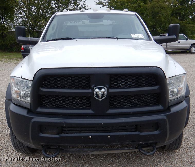 image for item DM1355 2015 Dodge Ram 5500  truck cab and chassis