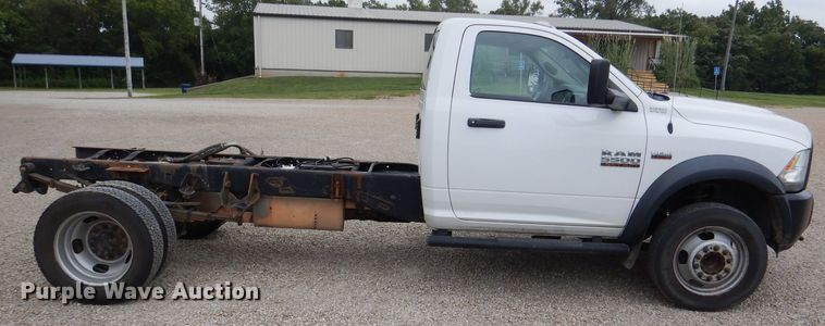 image for item DM1355 2015 Dodge Ram 5500  truck cab and chassis
