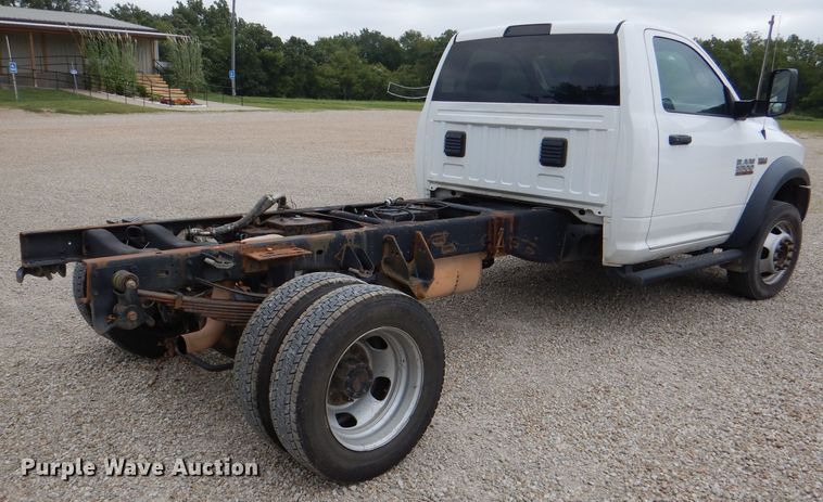 image for item DM1355 2015 Dodge Ram 5500  truck cab and chassis