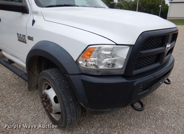 image for item DM1355 2015 Dodge Ram 5500  truck cab and chassis