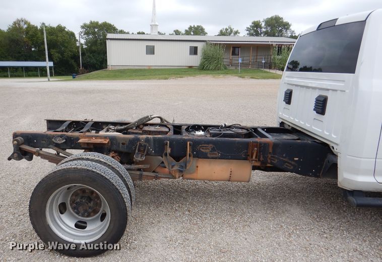 image for item DM1355 2015 Dodge Ram 5500  truck cab and chassis